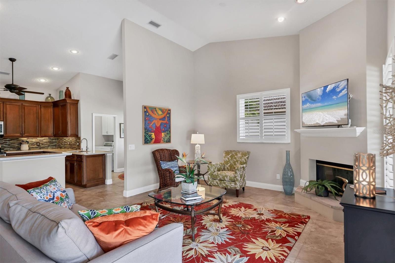 Image 15 of 79 For 8945 Olde Hickory Avenue