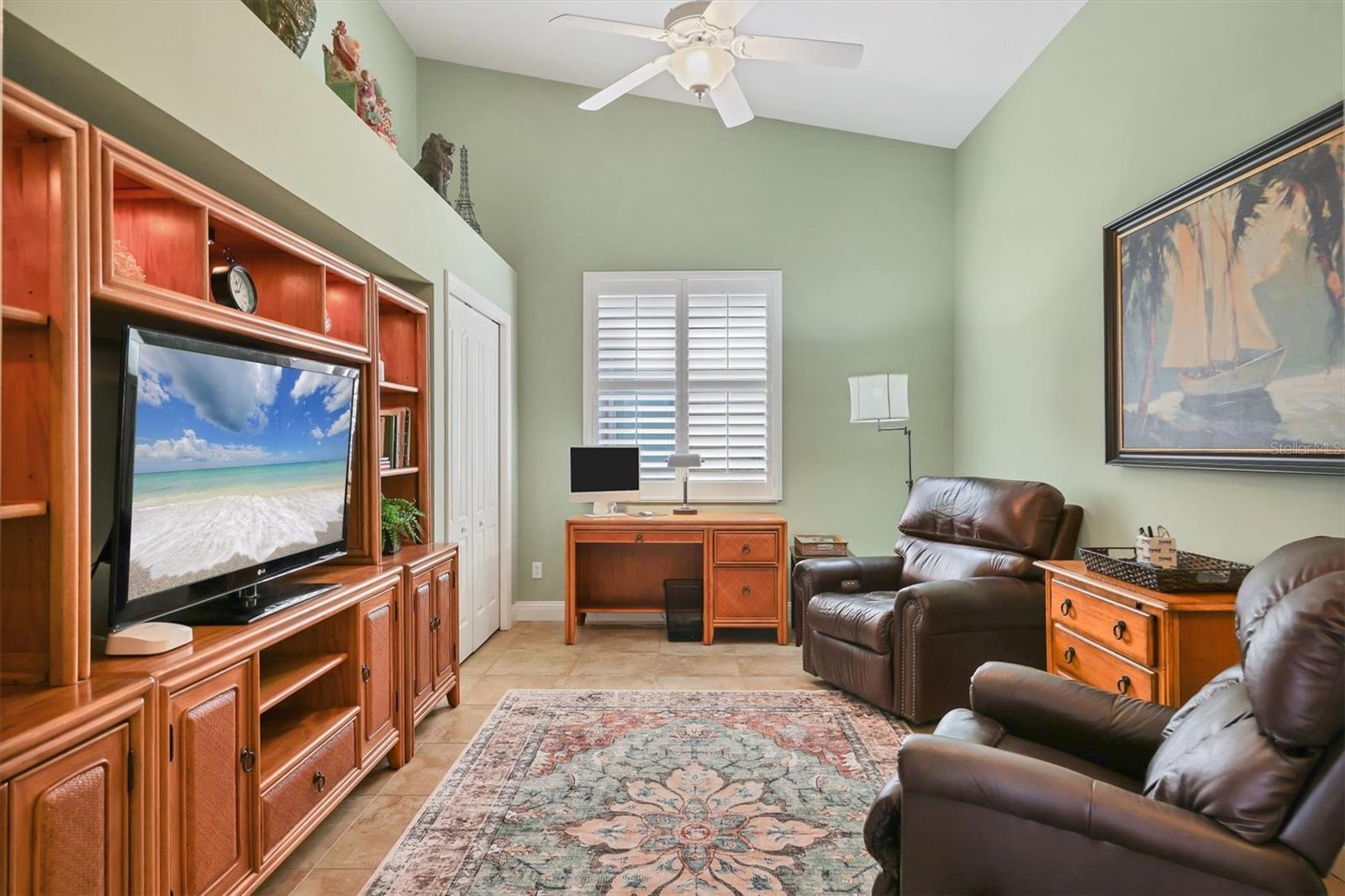 Image 22 of 79 For 8945 Olde Hickory Avenue