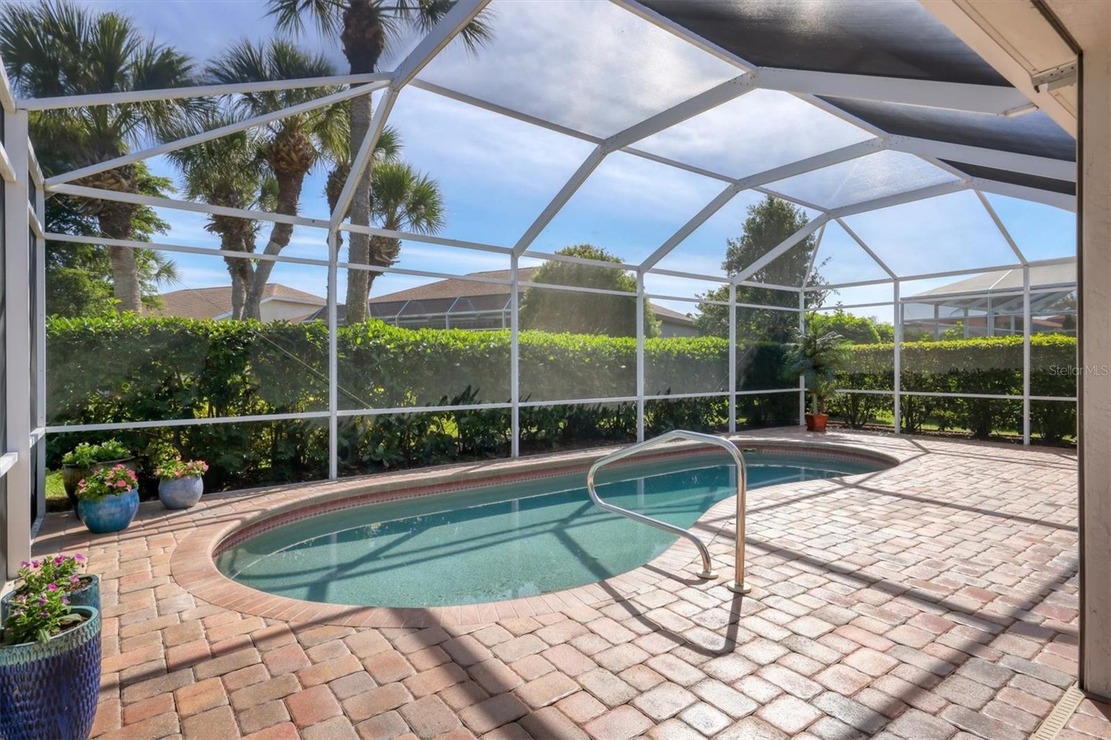 Image 36 of 79 For 8945 Olde Hickory Avenue