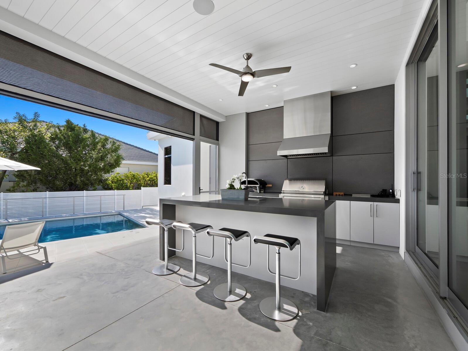 Listing photo id 34 for 656 Owl Drive