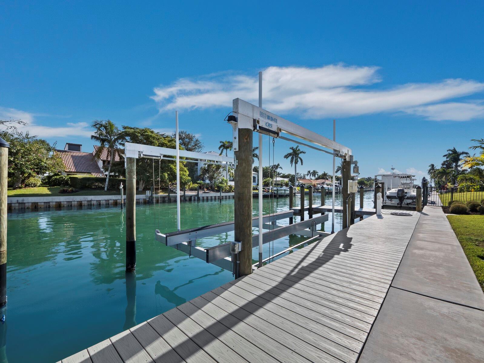 Listing photo id 45 for 656 Owl Drive