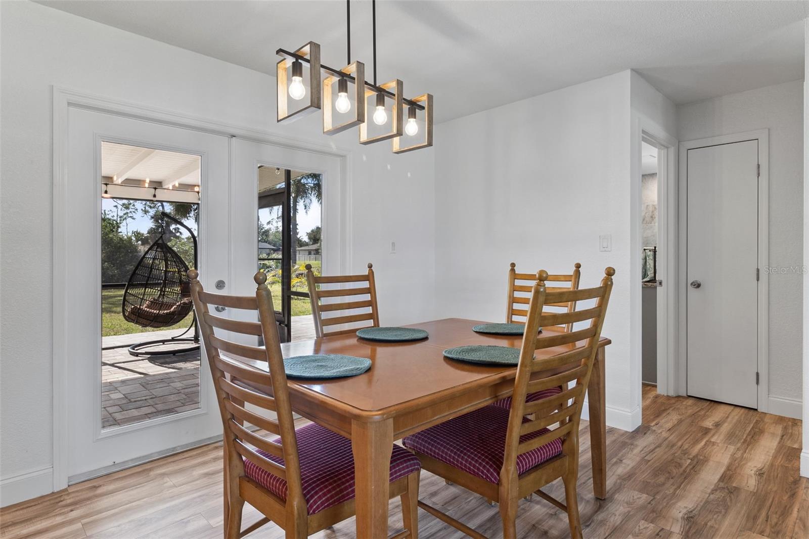 Image 11 of 30 For 20495 Albury Drive