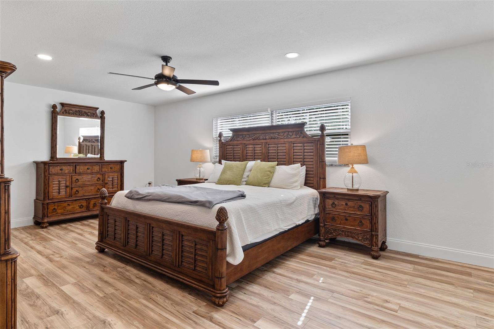 Image 17 of 30 For 20495 Albury Drive