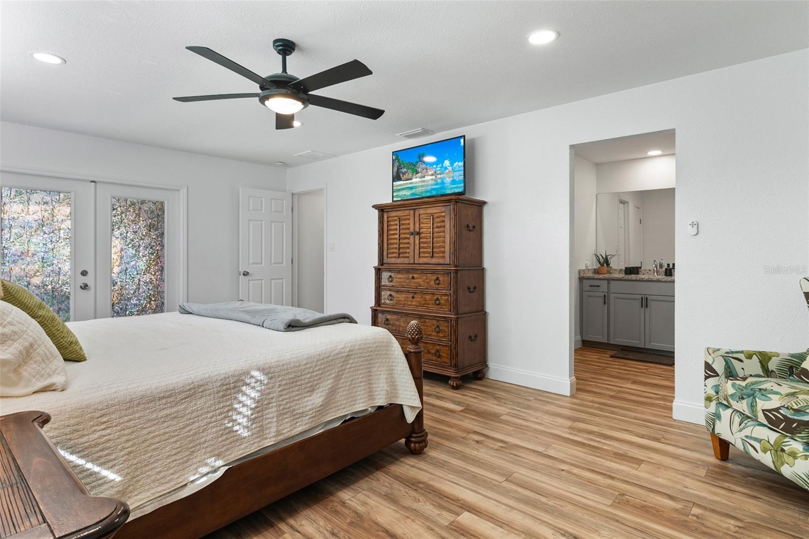 Image 18 of 30 For 20495 Albury Drive