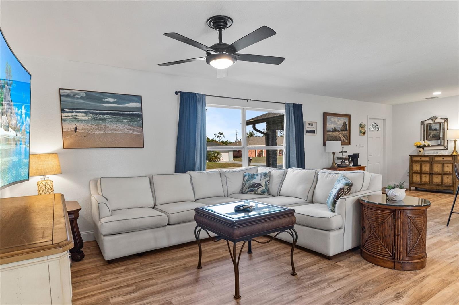 Image 8 of 30 For 20495 Albury Drive