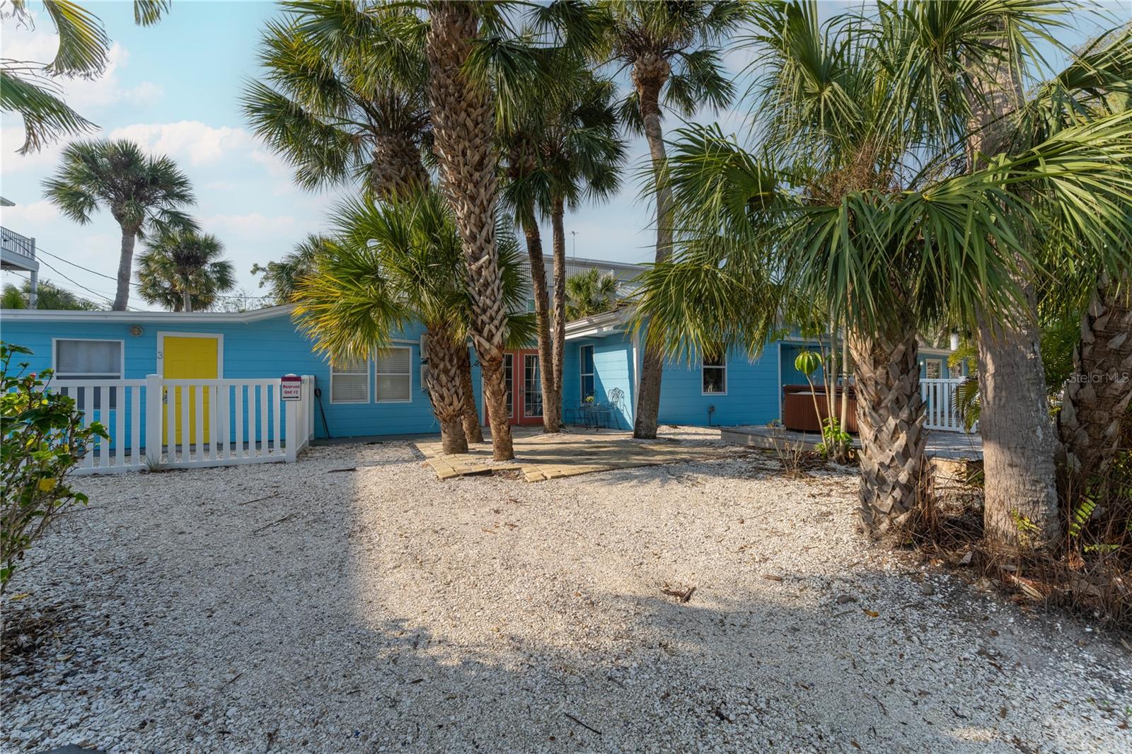 Image 3 of 40 For 604 Avenida De Mayo