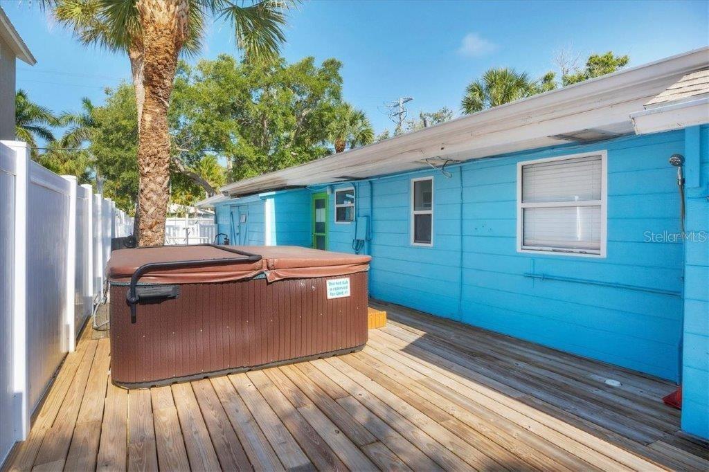 Image 32 of 40 For 604 Avenida De Mayo