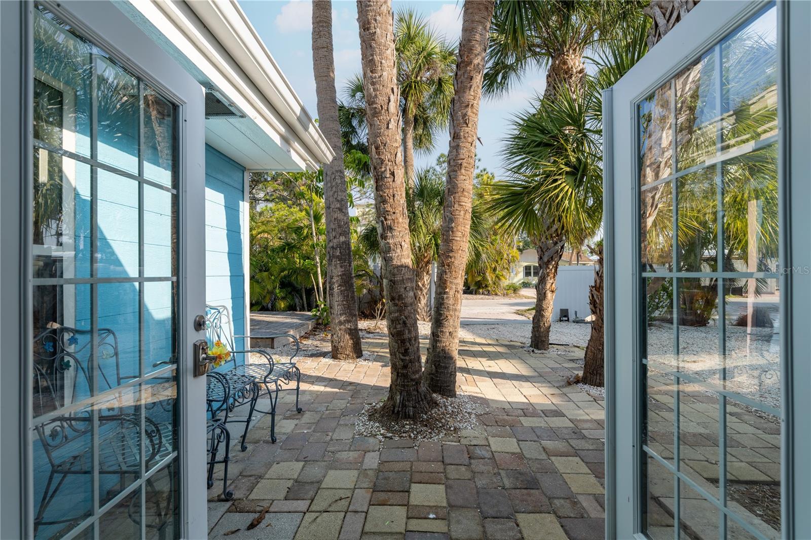 Image 4 of 40 For 604 Avenida De Mayo