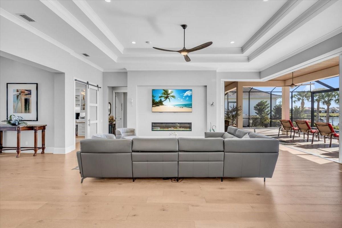 Image 16 of 92 For 11409 Harbourside Lane