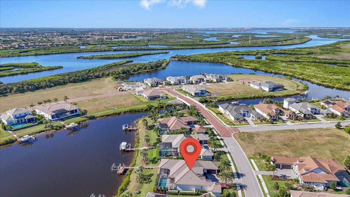 Image 72 of 92 For 11409 Harbourside Lane