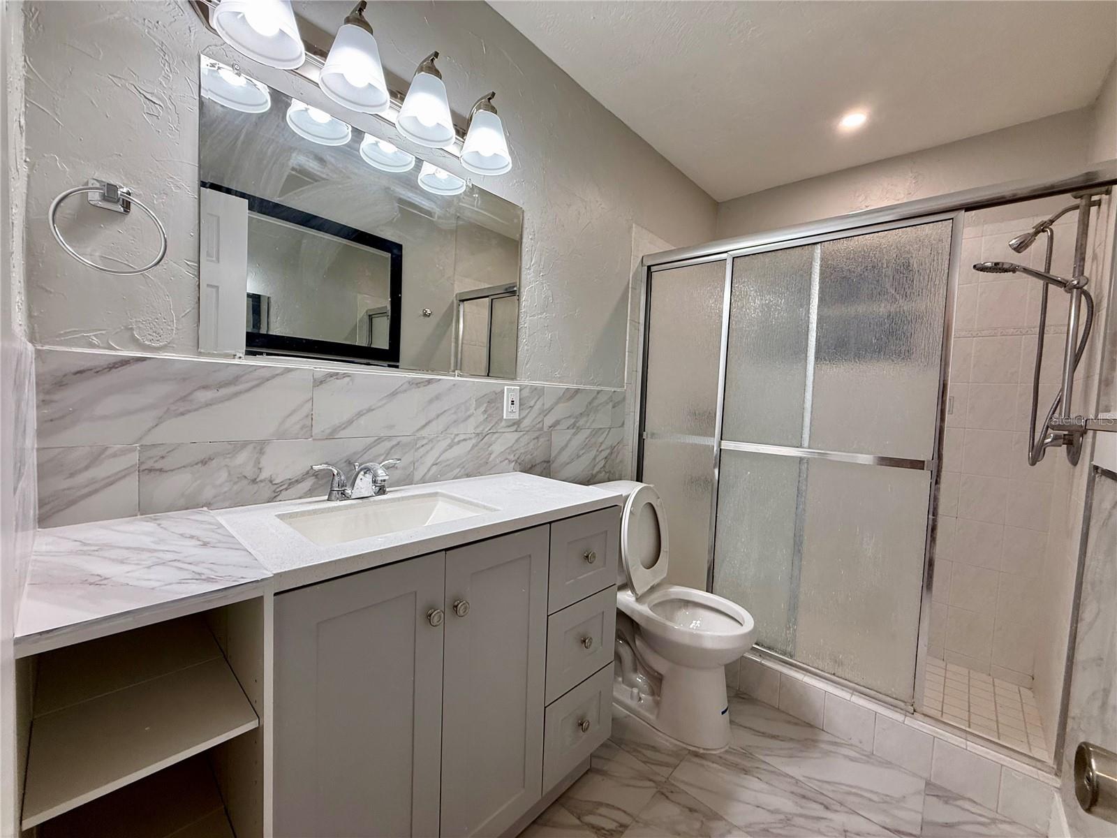 Image 15 of 33 For 3980 Berkshire Drive