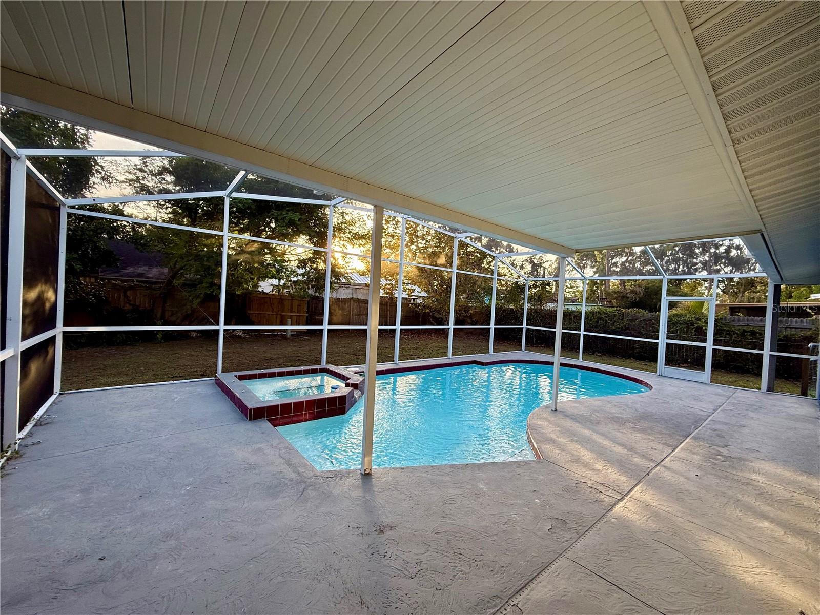 Image 6 of 33 For 3980 Berkshire Drive