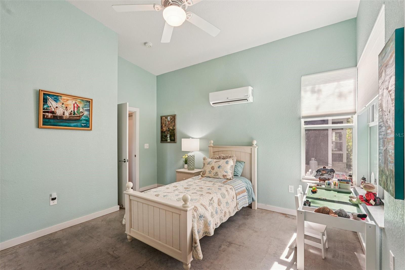 Image 22 of 58 For 30950 Mossy Oak Terrace