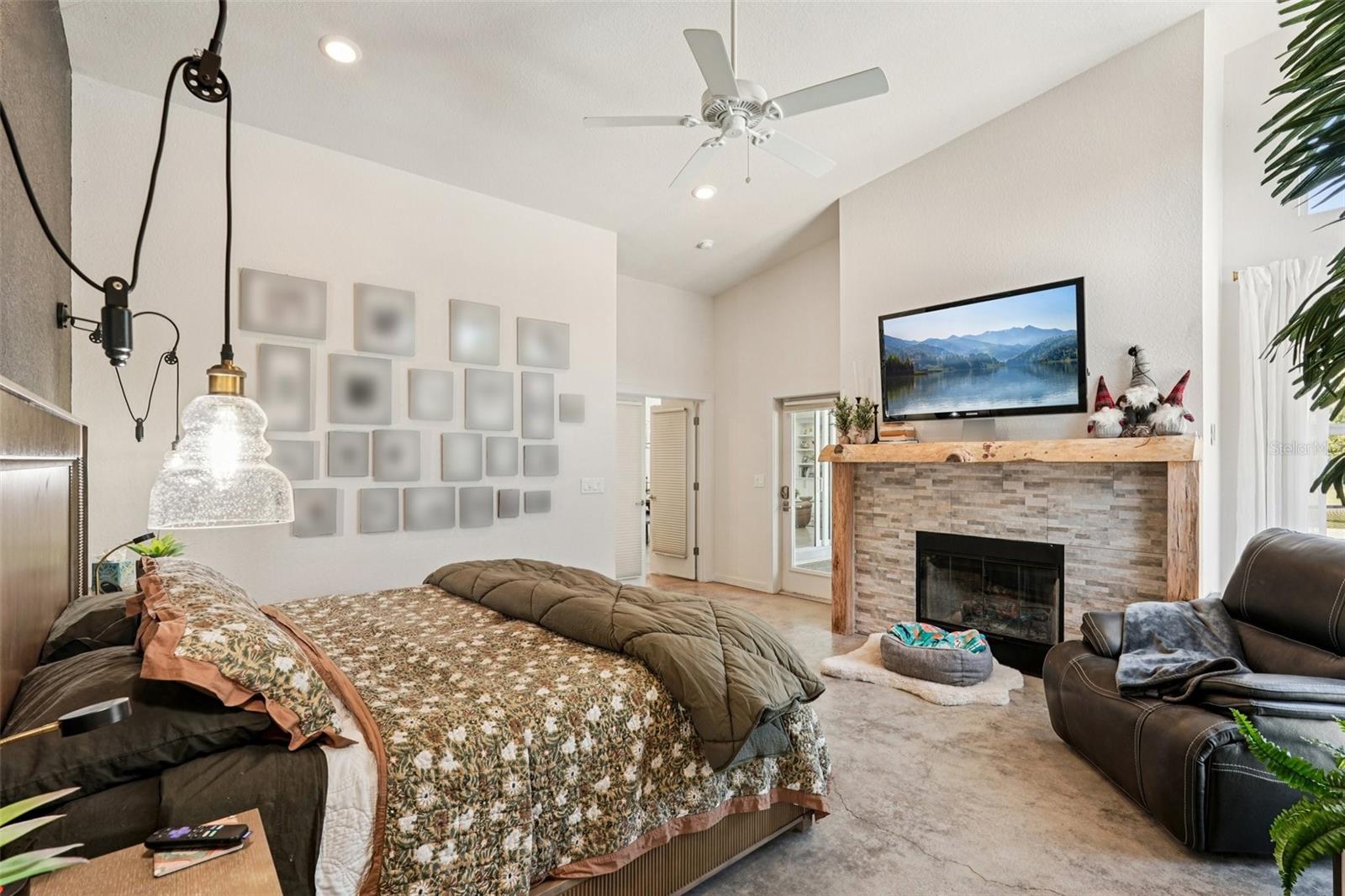 Image 29 of 58 For 30950 Mossy Oak Terrace