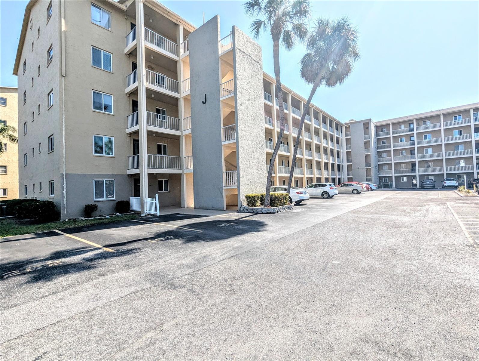 Details for 3559 Lake Bayshore Drive J-204, BRADENTON, FL 34205