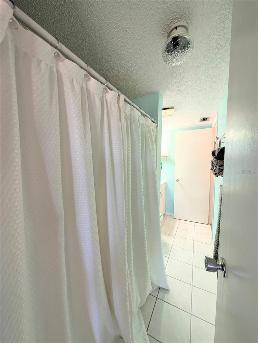 Image 20 of 32 For 3559 Lake Bayshore Drive J-204