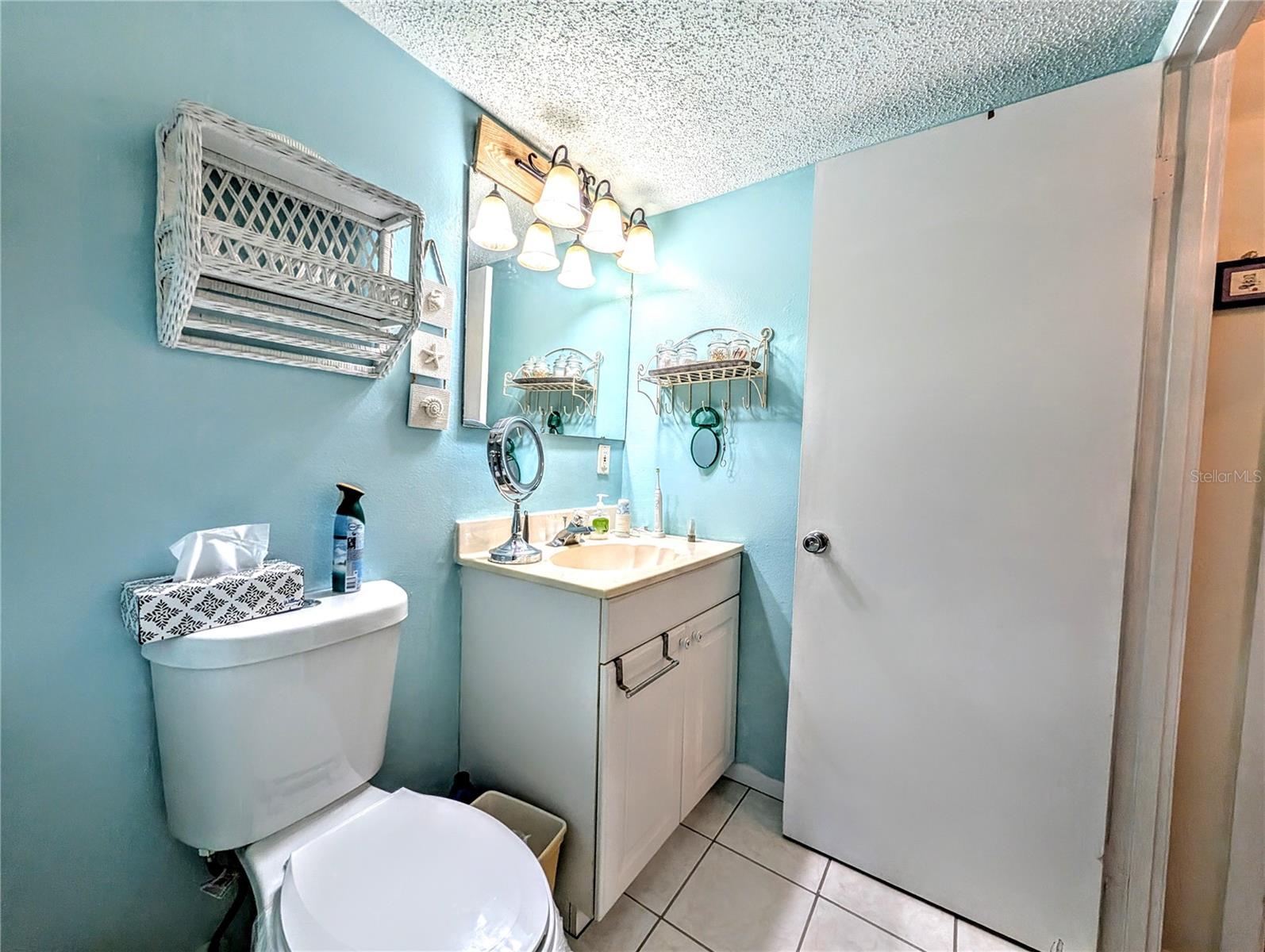 Image 22 of 32 For 3559 Lake Bayshore Drive J-204