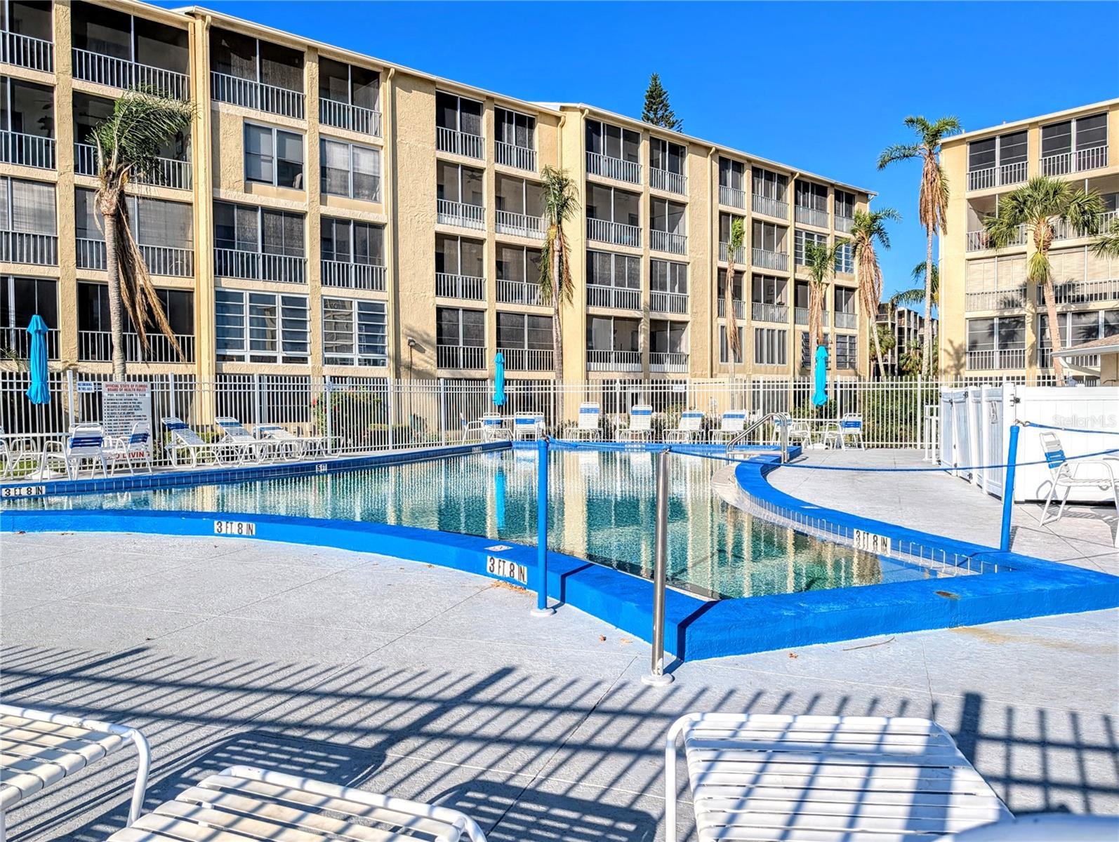 Image 28 of 32 For 3559 Lake Bayshore Drive J-204