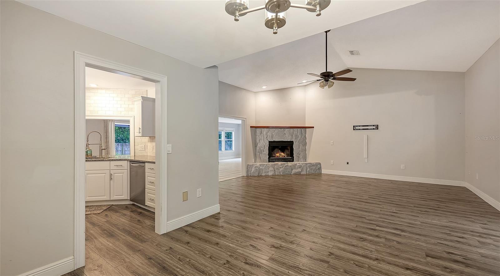 Image 4 of 29 For 3820 Wilkinson Road