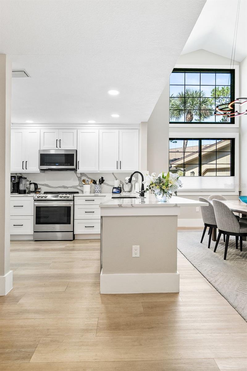 Image 11 of 60 For 5631 Pipers Waite  12