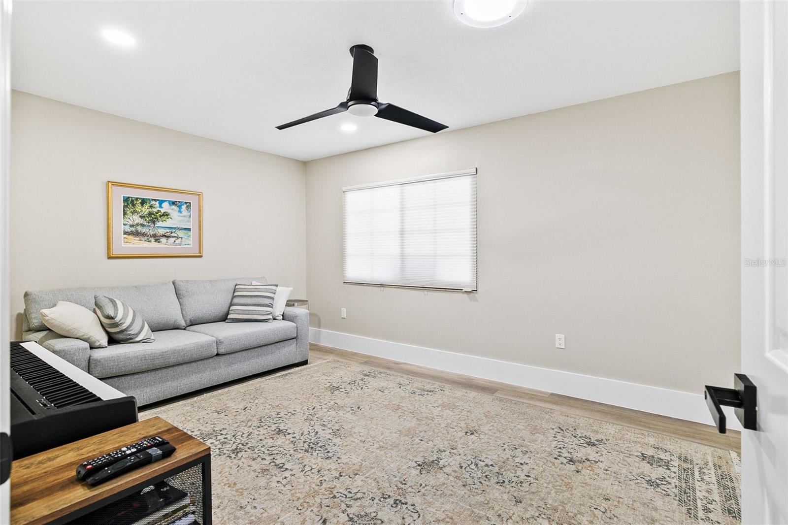 Image 33 of 60 For 5631 Pipers Waite  12