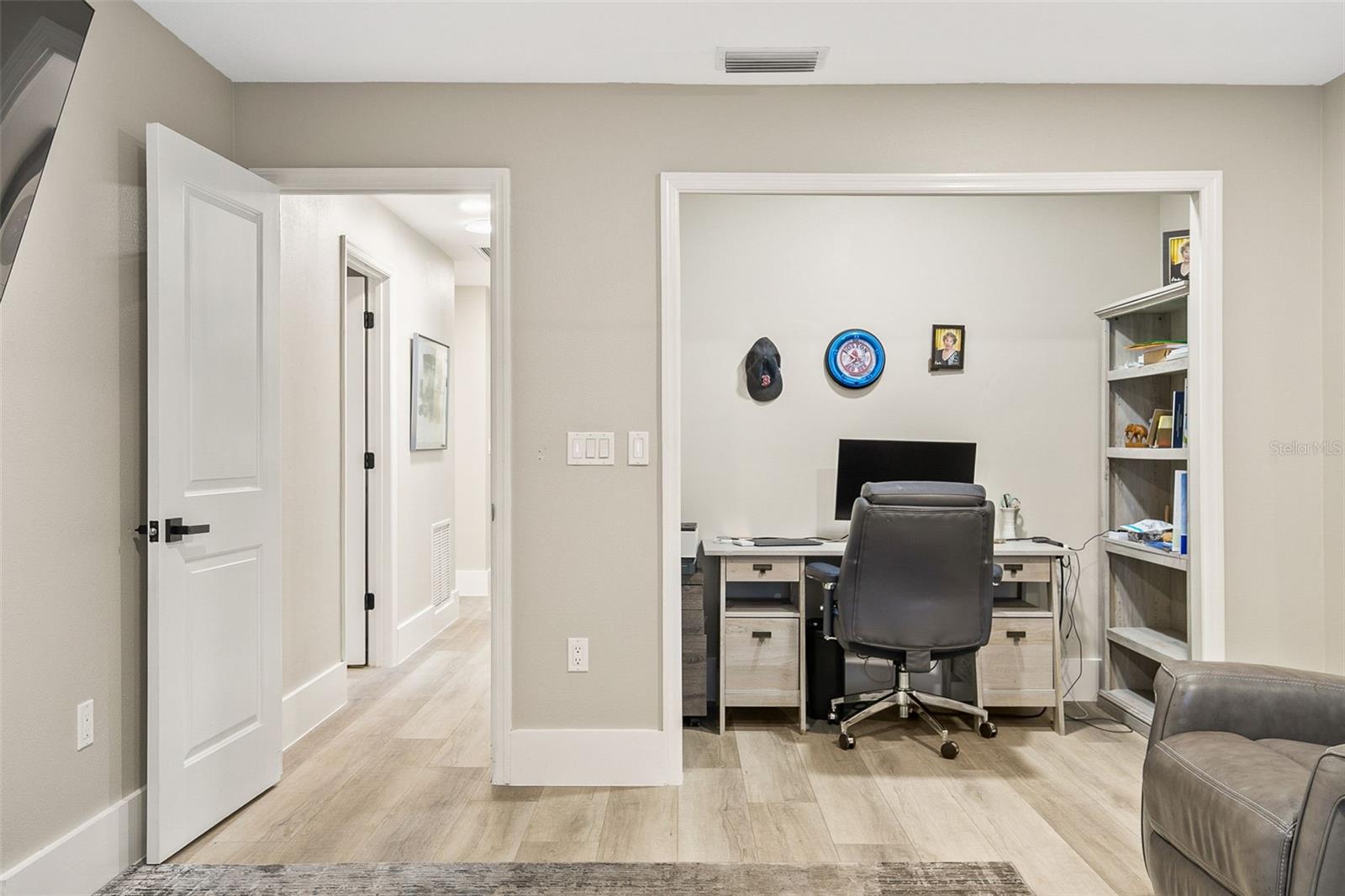 Image 37 of 60 For 5631 Pipers Waite  12