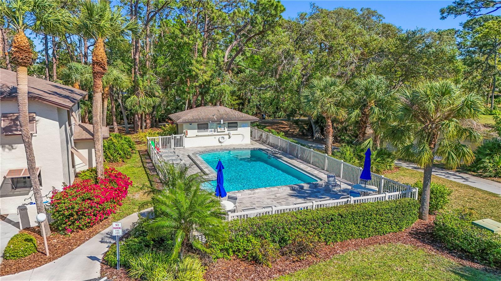 Image 11 of 52 For 5275 Willow Links 50