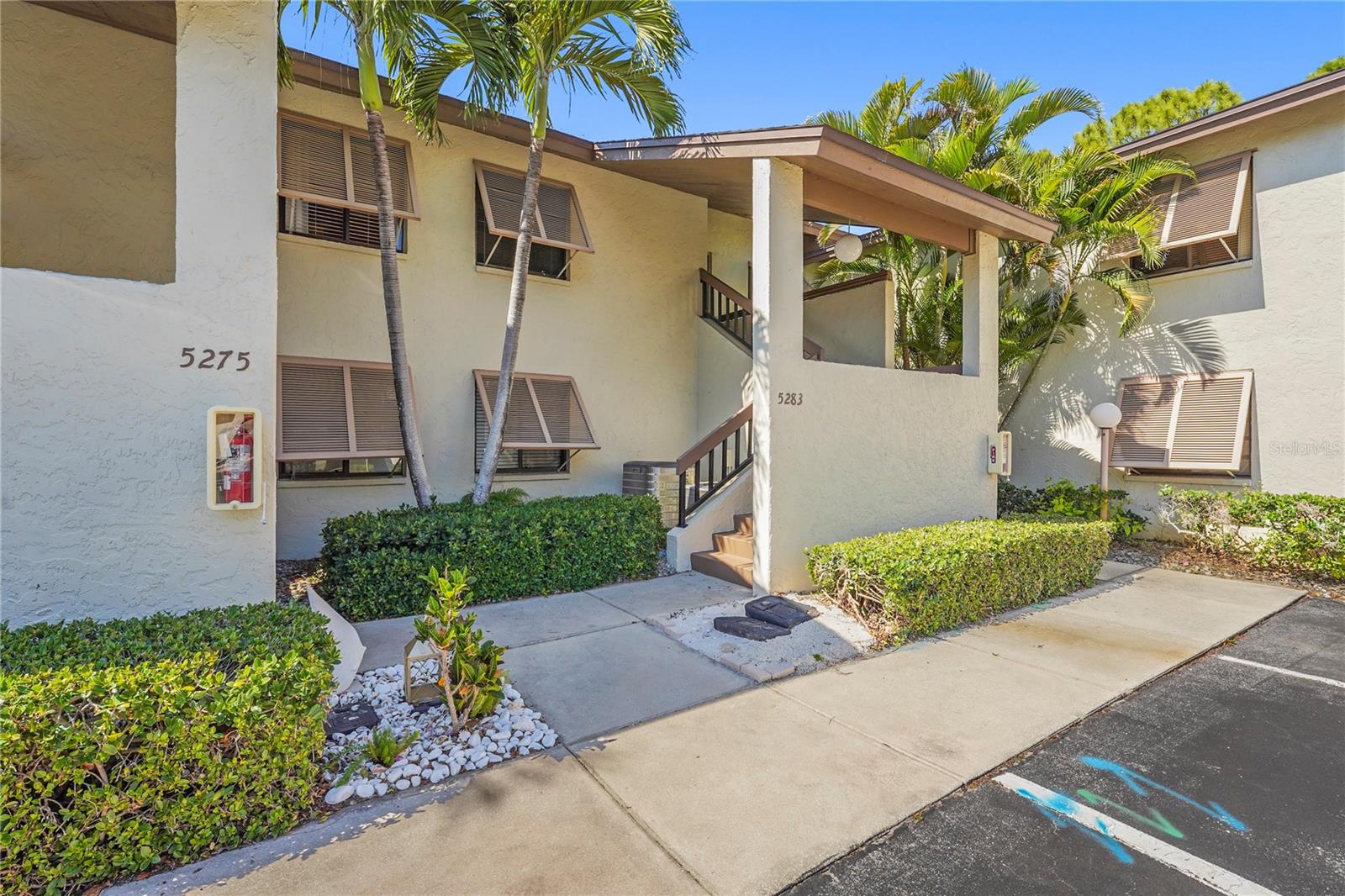 Image 42 of 52 For 5275 Willow Links 50