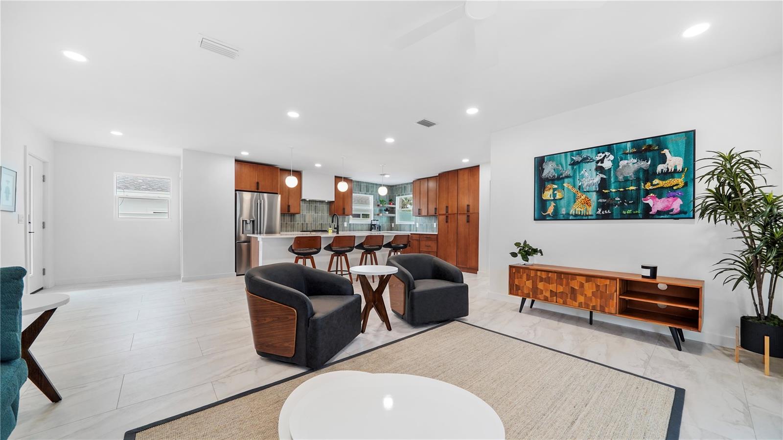 Image 10 of 48 For 160 Harrison Drive 7