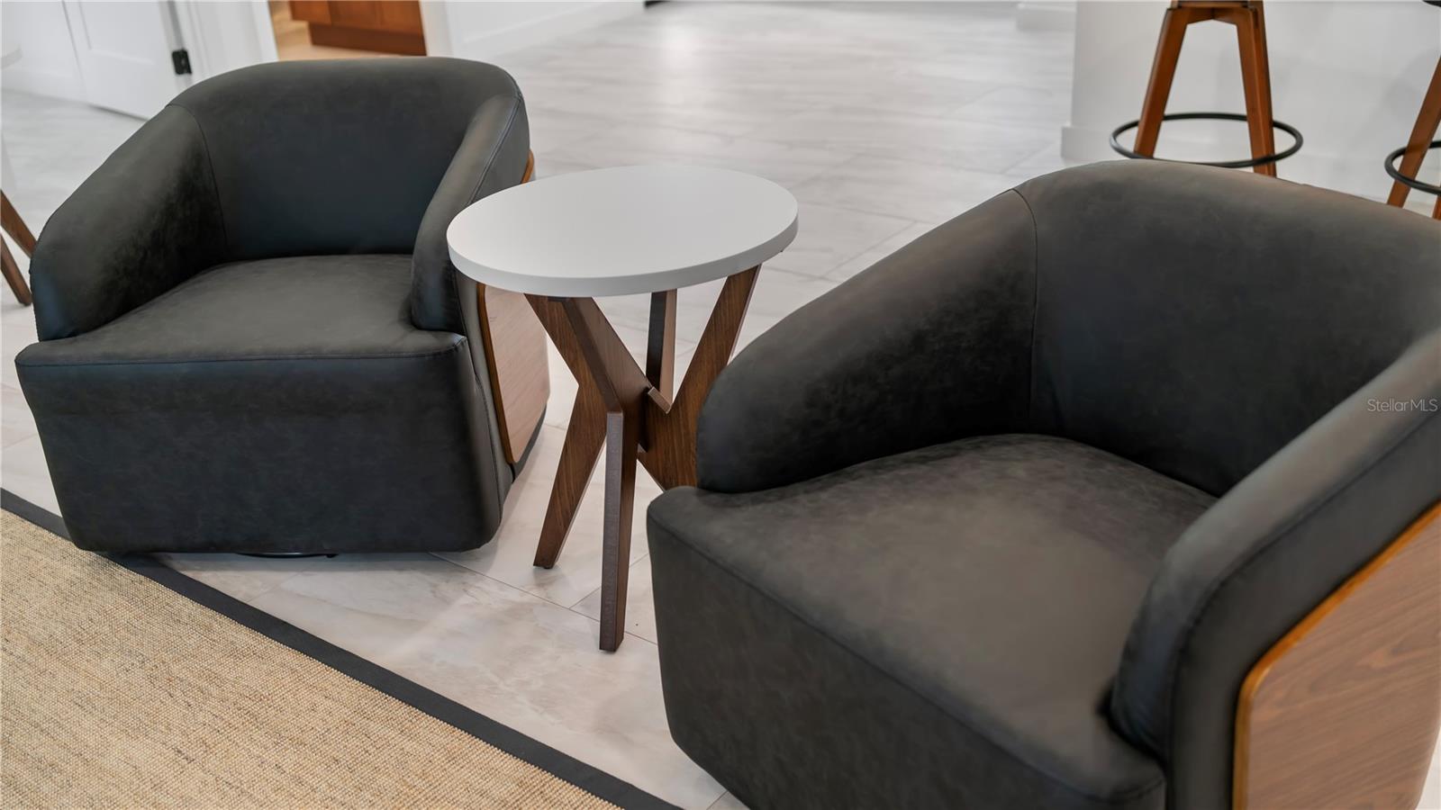 Image 15 of 48 For 160 Harrison Drive 7