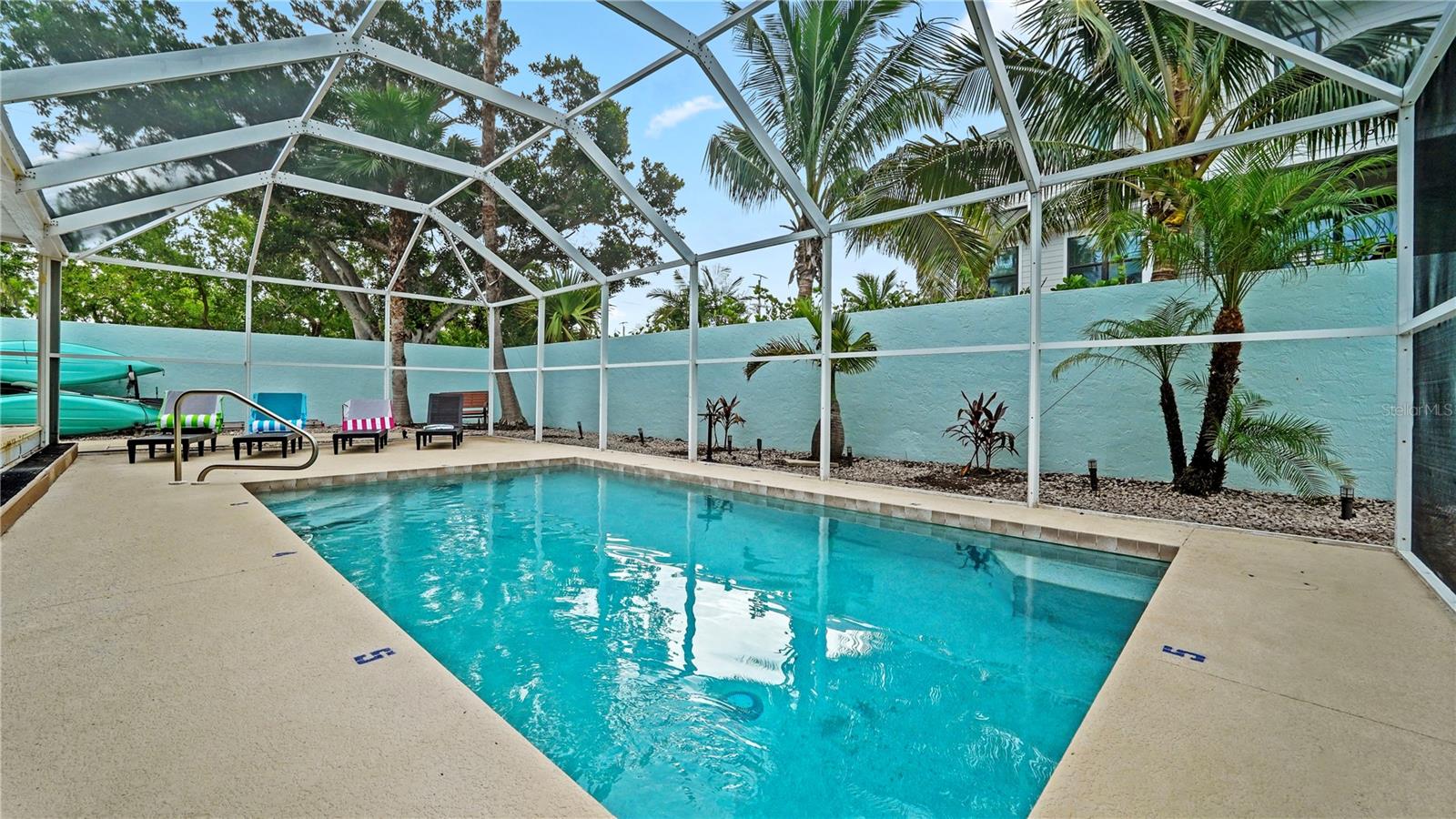 Image 21 of 48 For 160 Harrison Drive 7