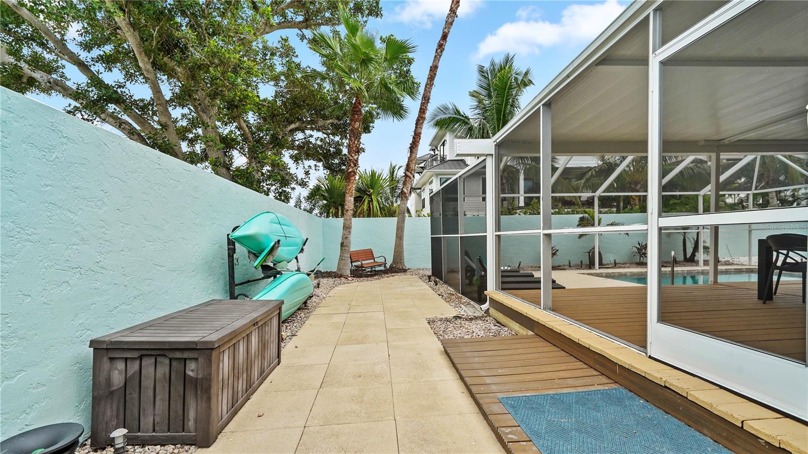 Image 29 of 48 For 160 Harrison Drive 7