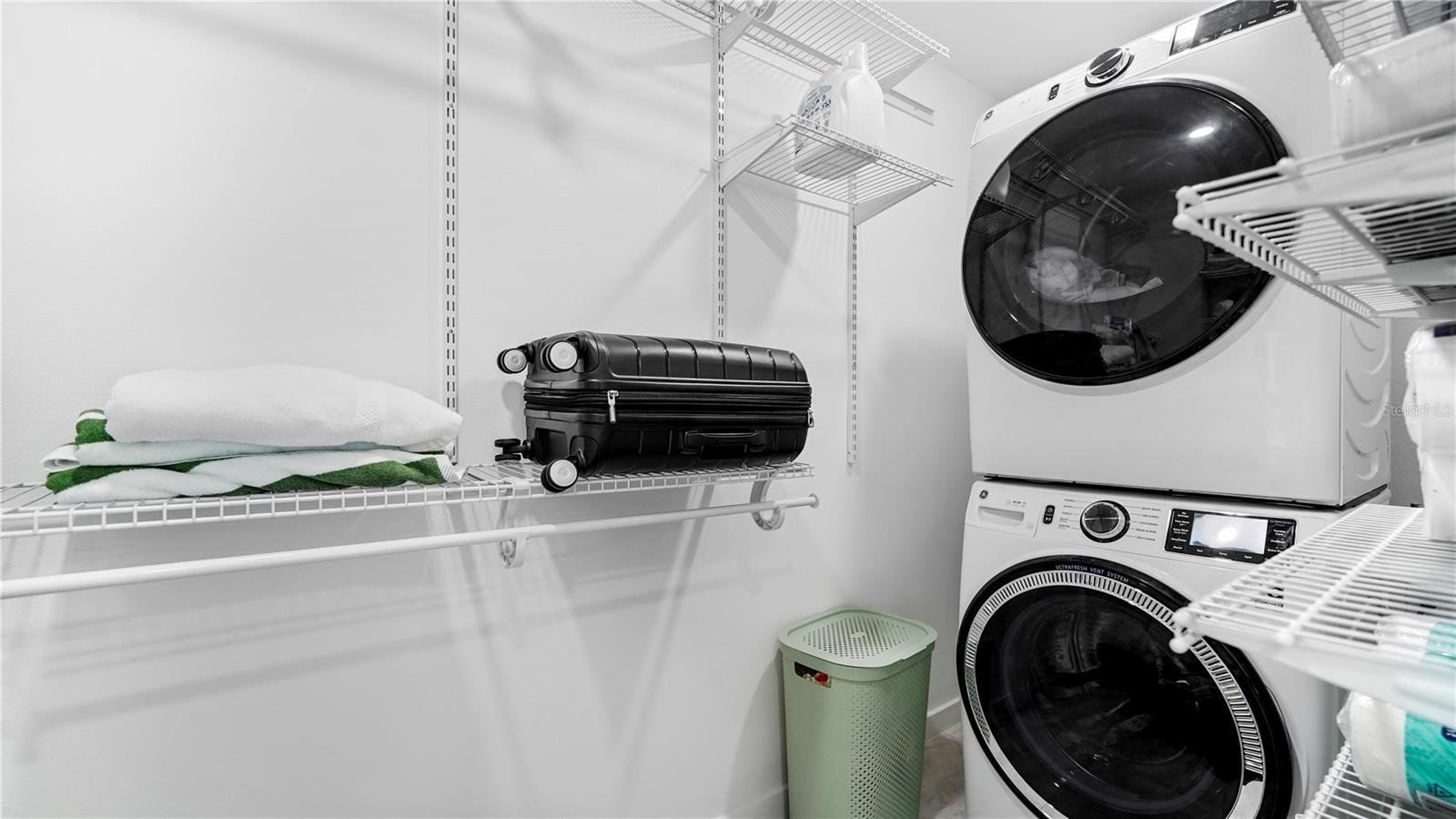 Image 37 of 48 For 160 Harrison Drive 7