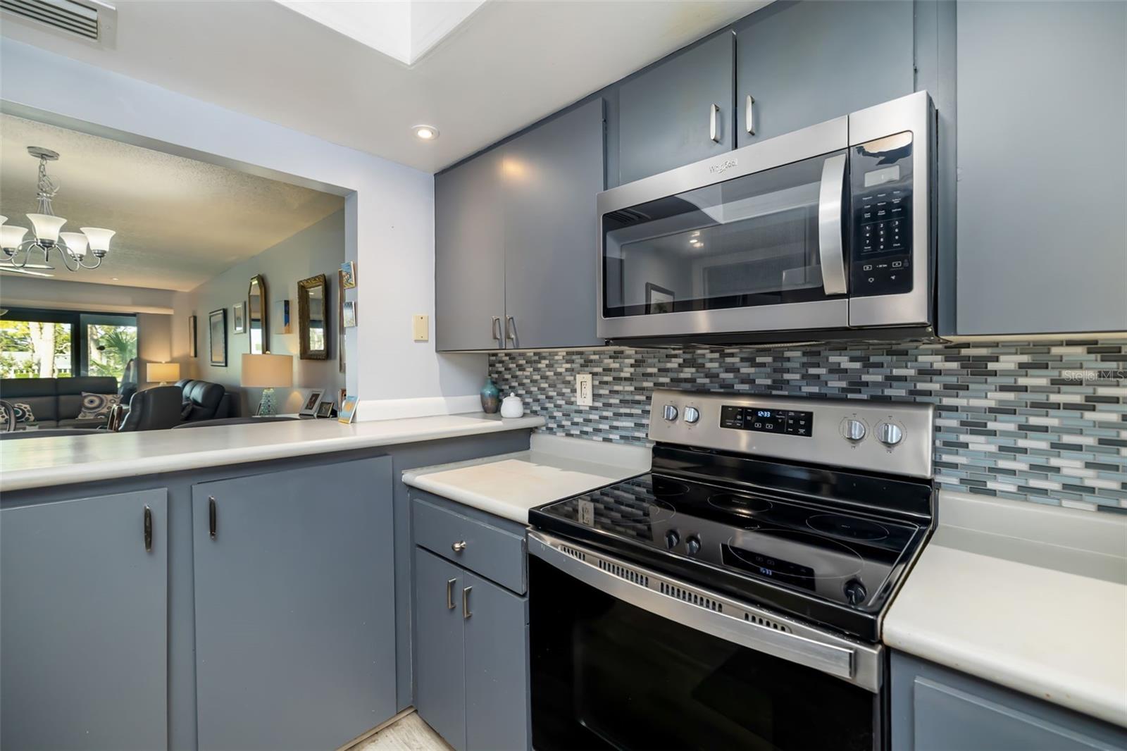 Image 6 of 50 For 3500 El Conquistador Parkway 242