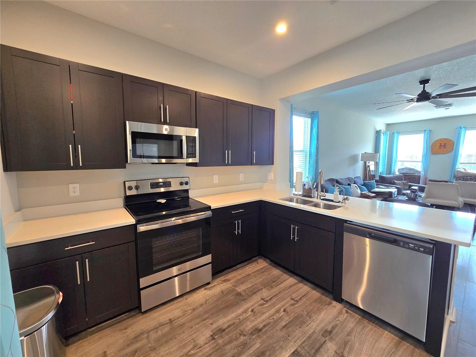 Image 10 of 28 For 6334 Fairmont Lane