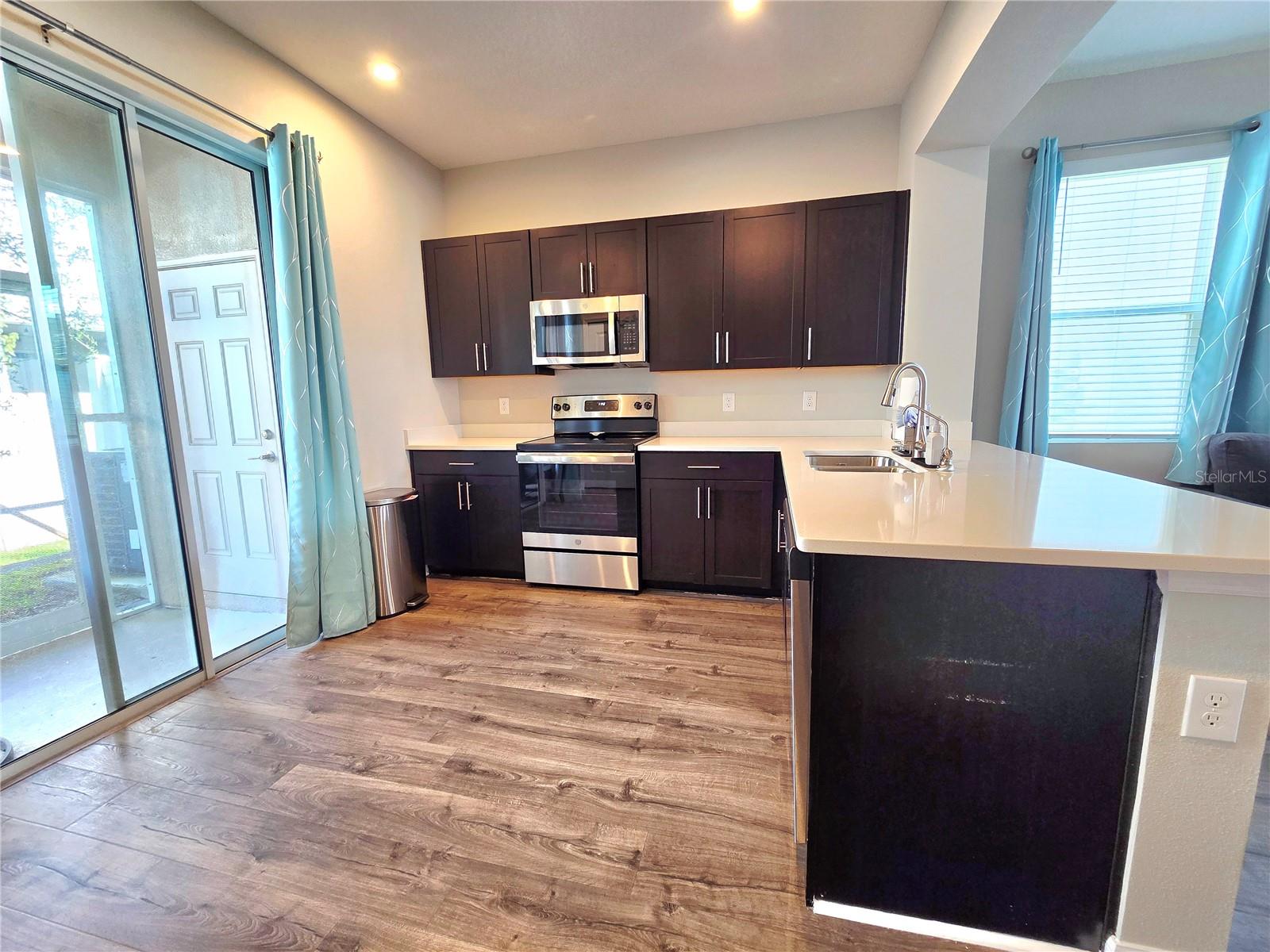 Image 9 of 28 For 6334 Fairmont Lane