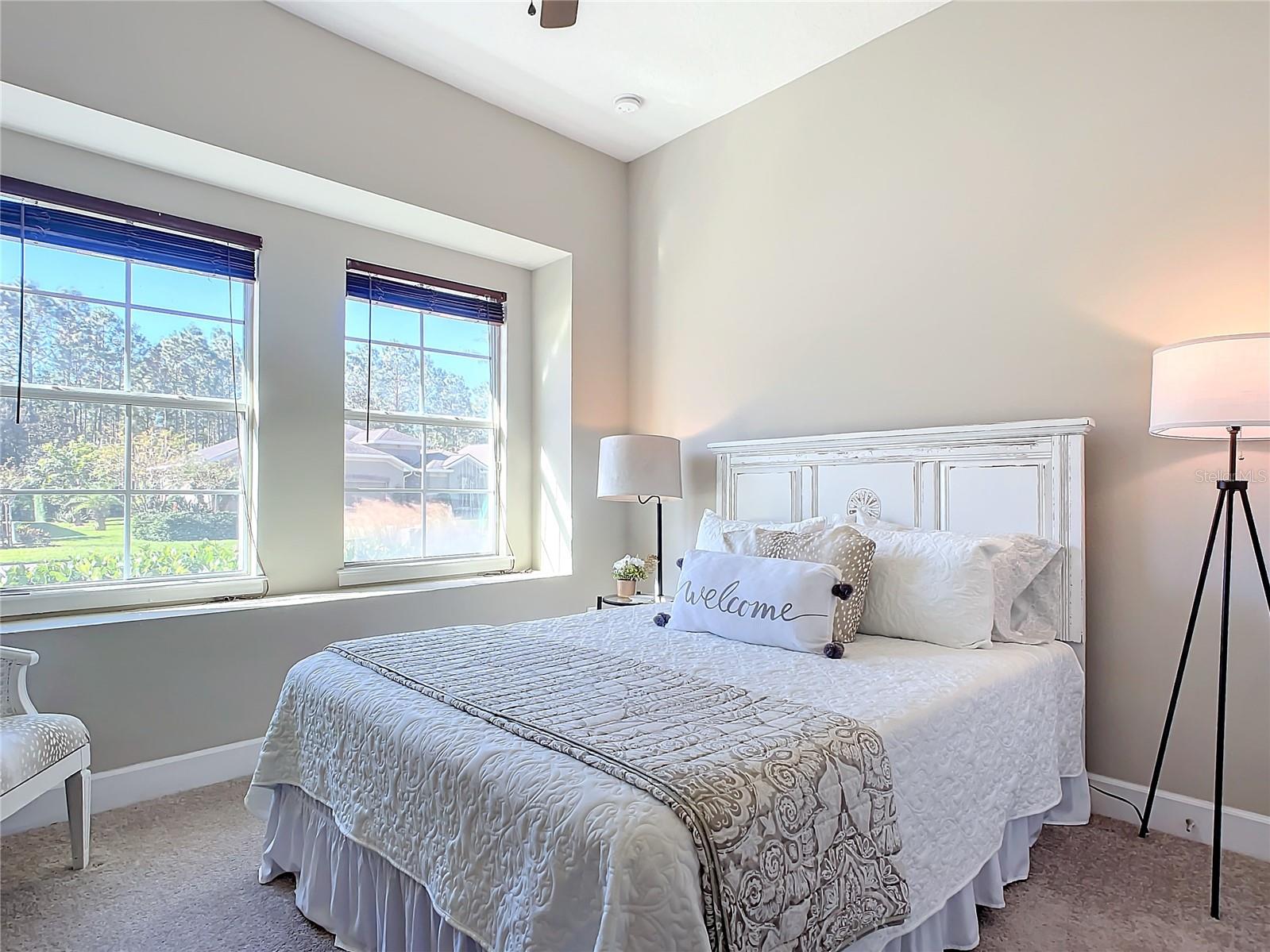 Image 10 of 100 For 584 Aldenham Lane