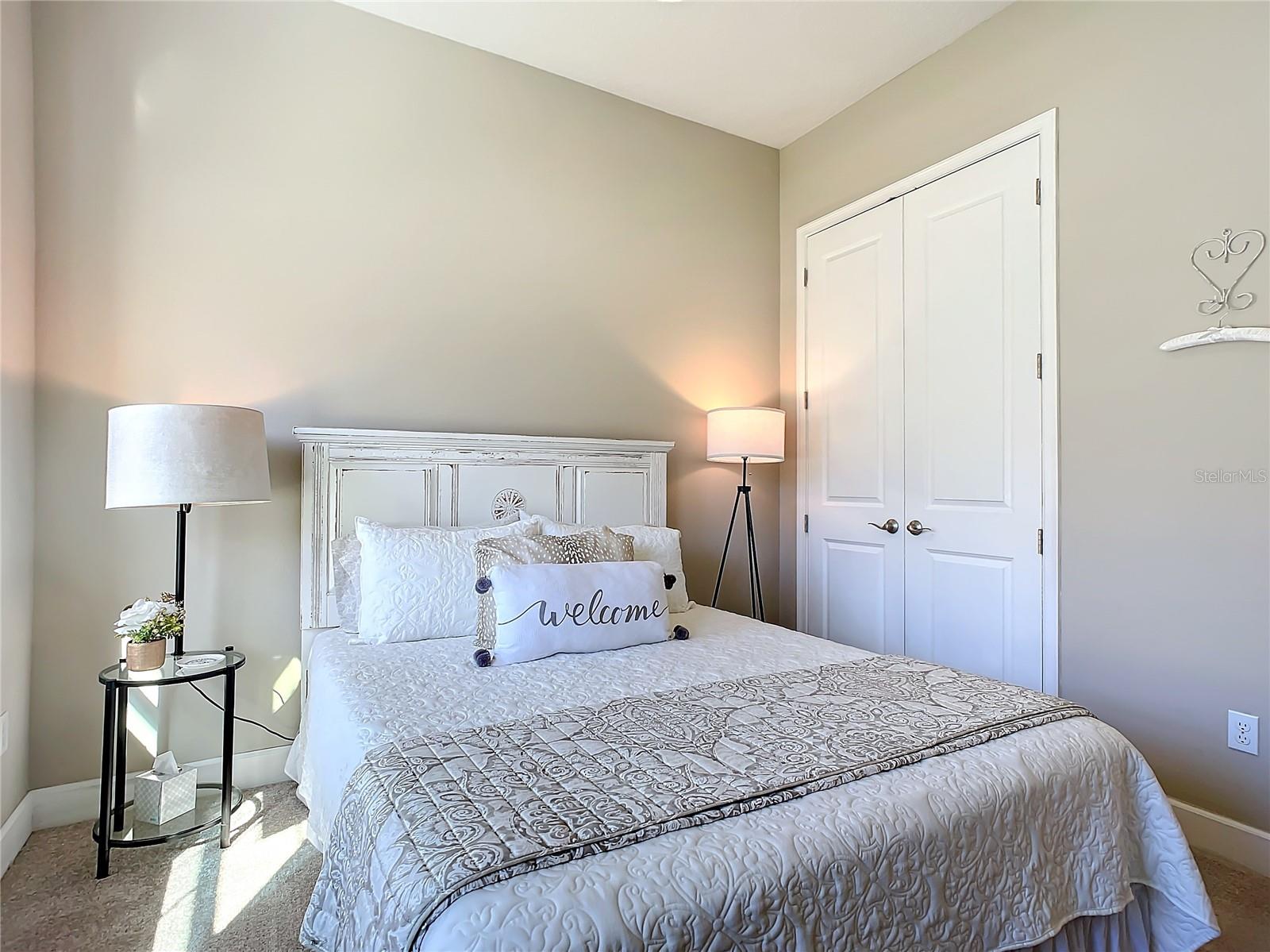 Image 11 of 100 For 584 Aldenham Lane