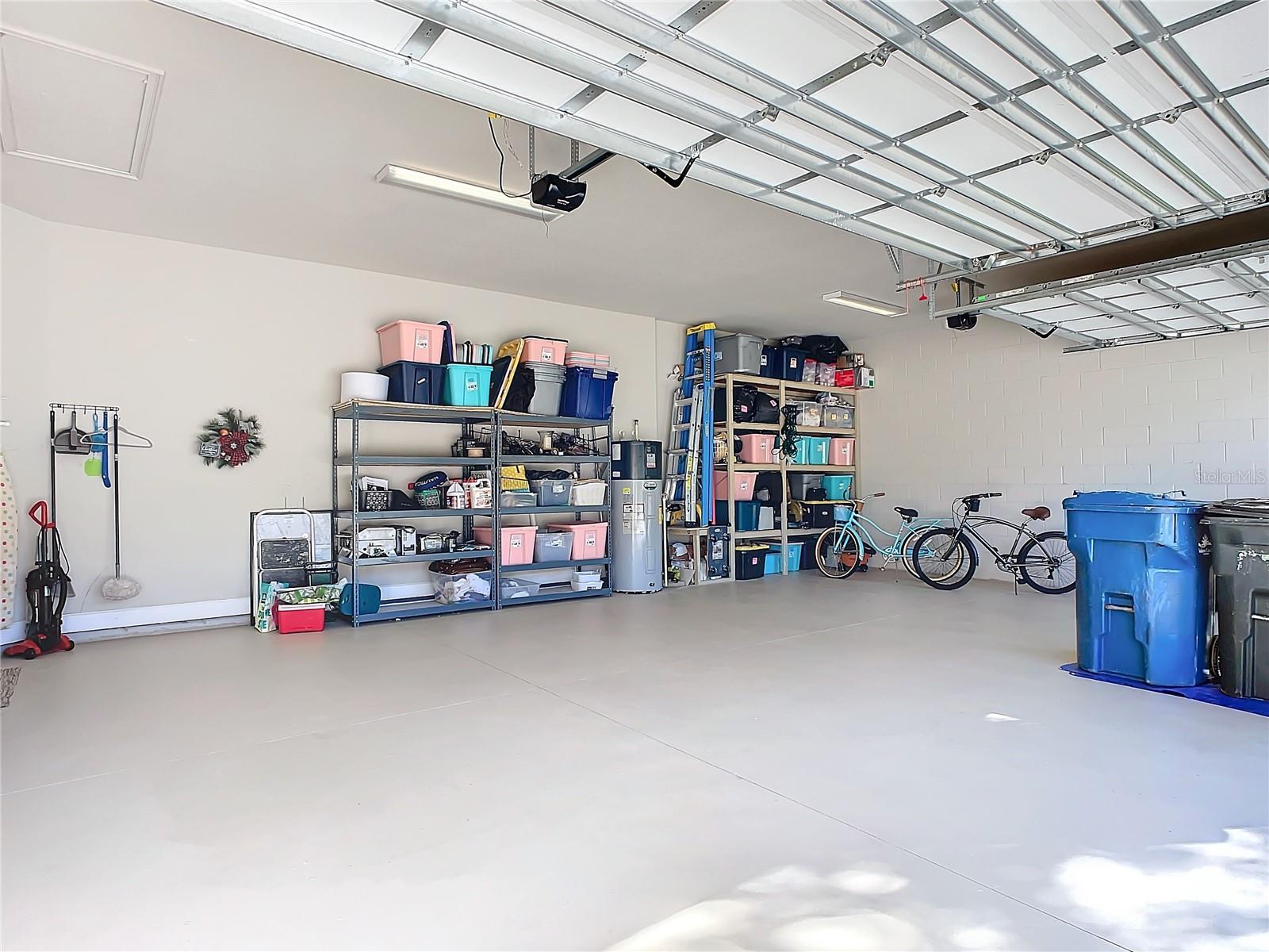 Image 78 of 100 For 584 Aldenham Lane