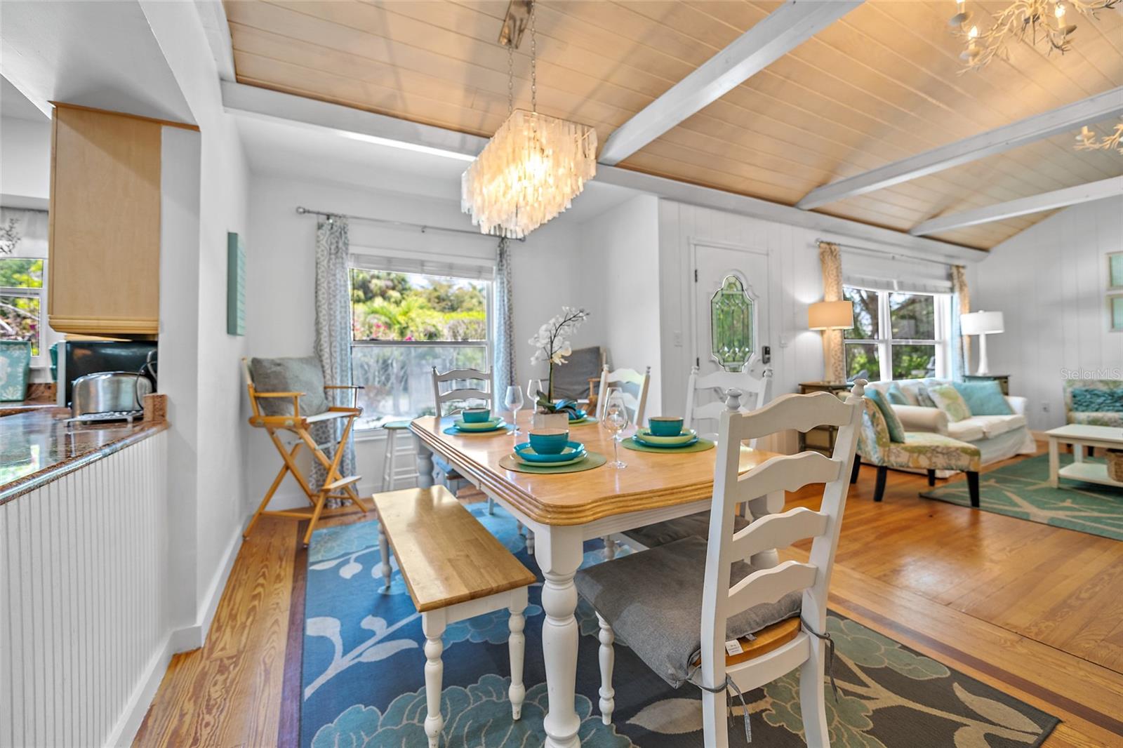 Image 15 of 44 For 410 Garfield Drive