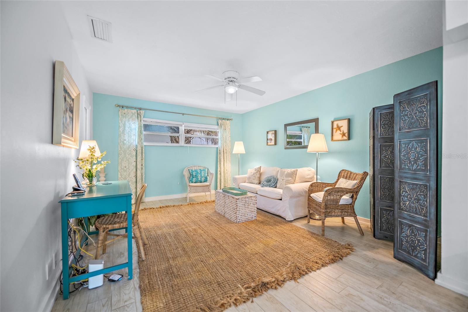 Image 19 of 44 For 410 Garfield Drive