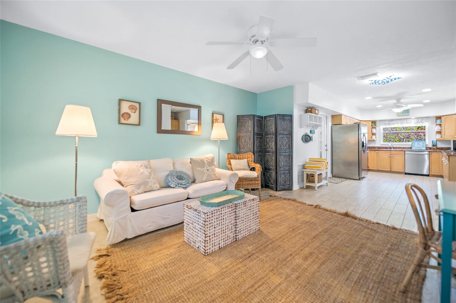 Image 20 of 44 For 410 Garfield Drive