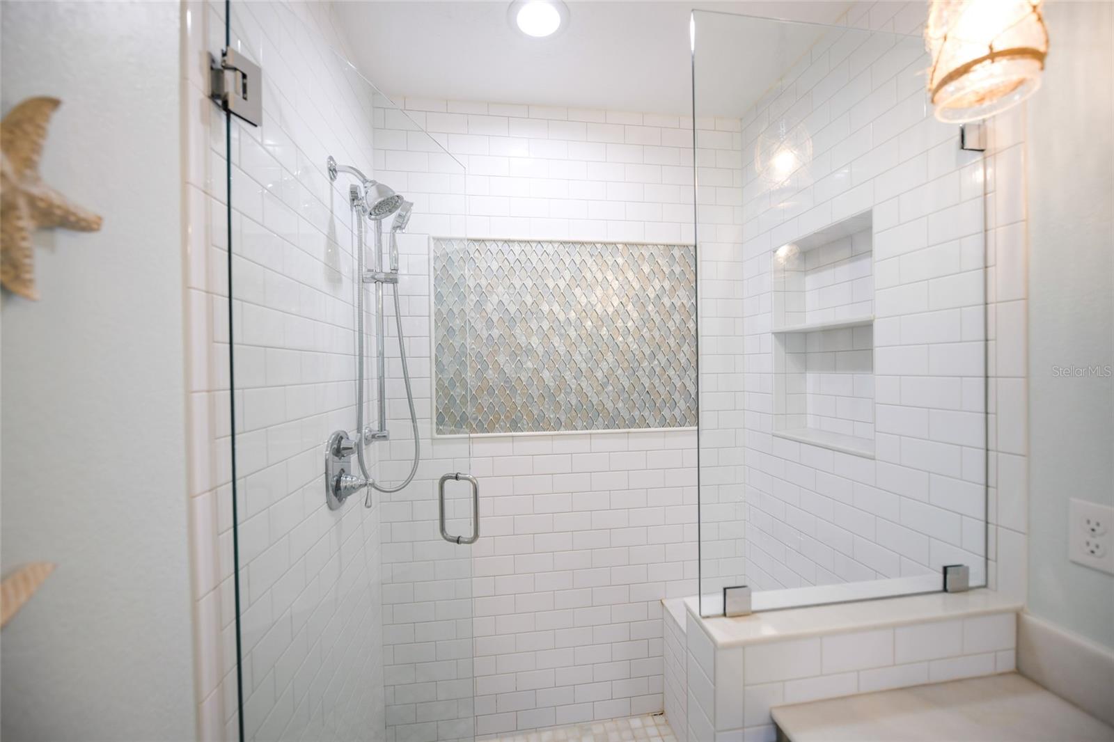 Image 24 of 44 For 410 Garfield Drive