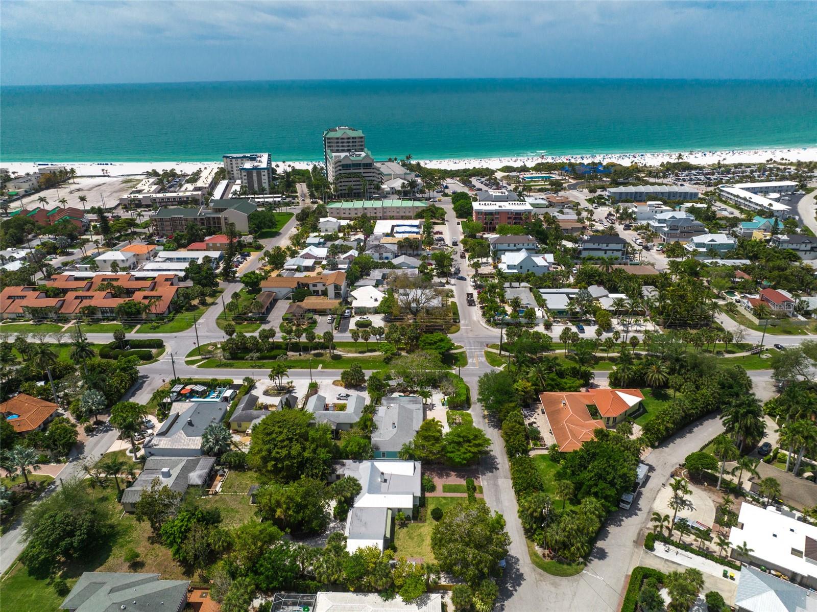 Image 38 of 44 For 410 Garfield Drive