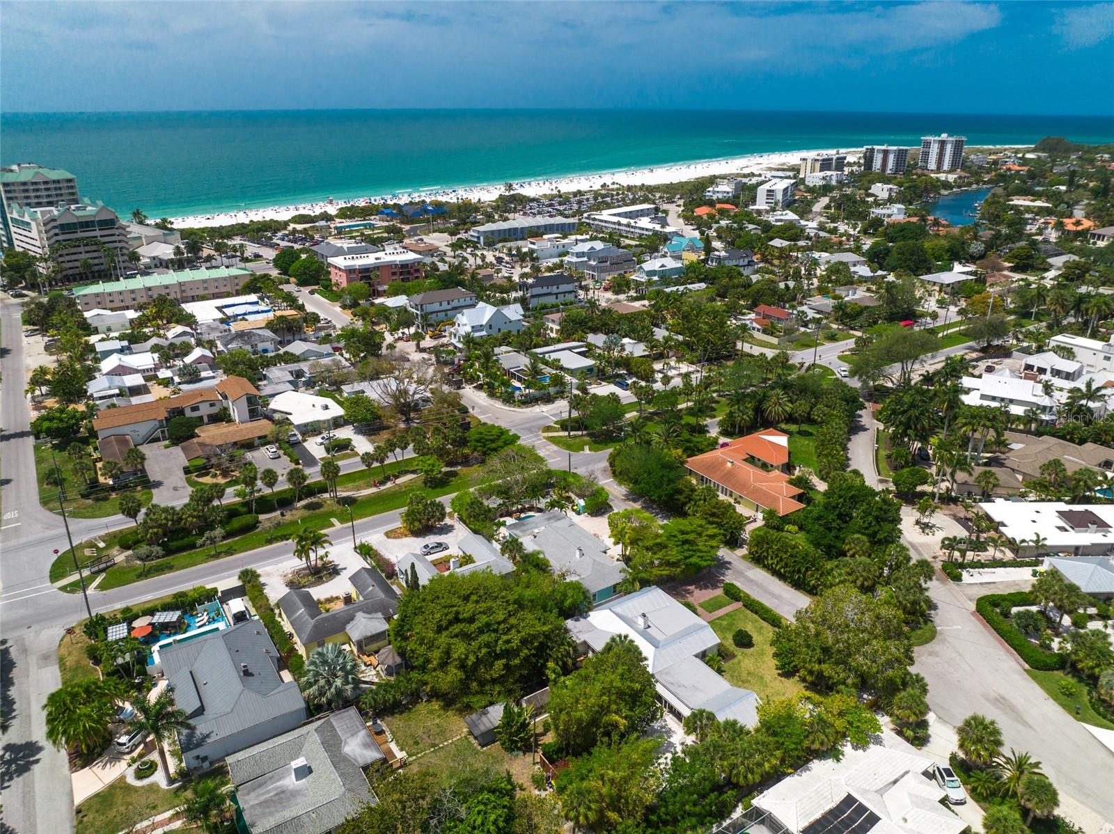 Image 39 of 44 For 410 Garfield Drive