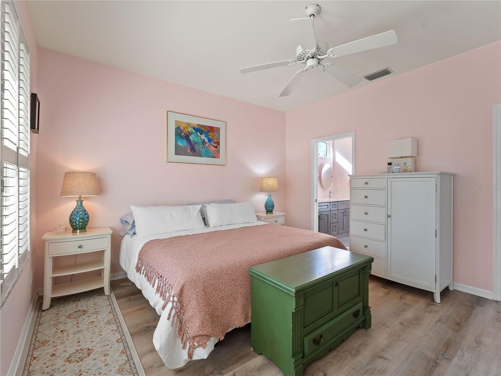 Image 19 of 66 For 8419 Whispering Woods Court