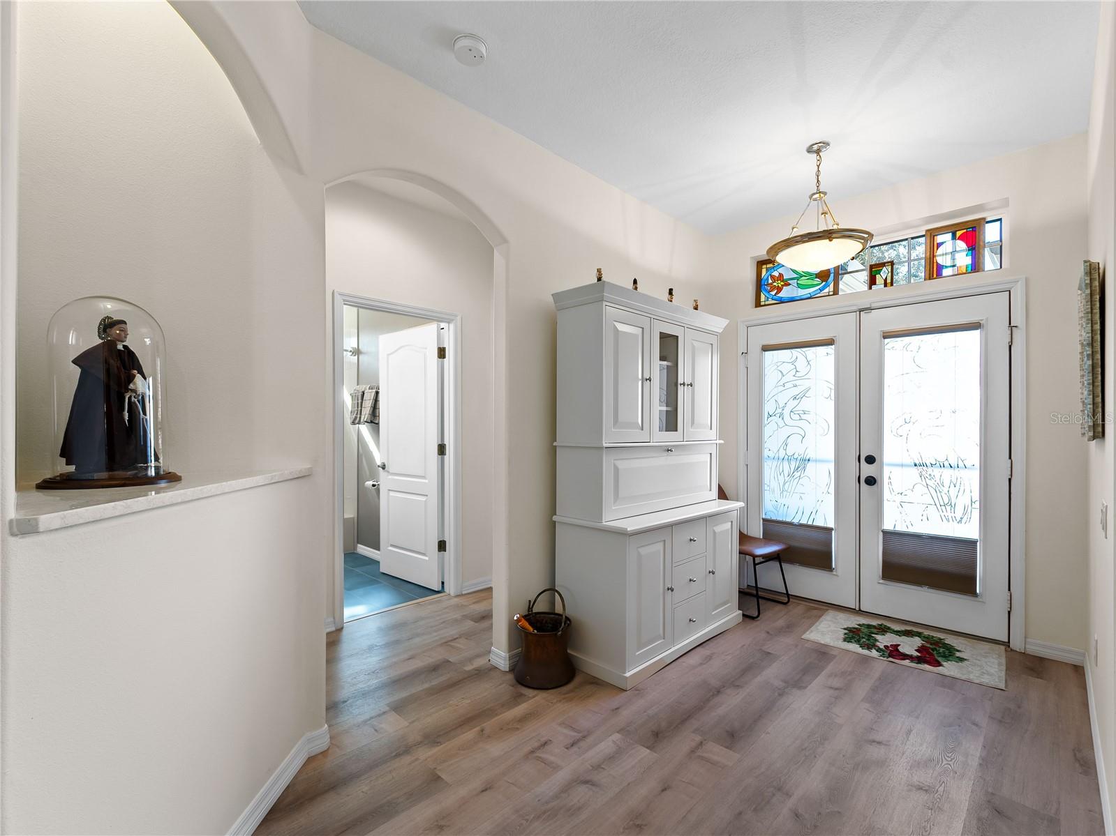 Image 2 of 66 For 8419 Whispering Woods Court