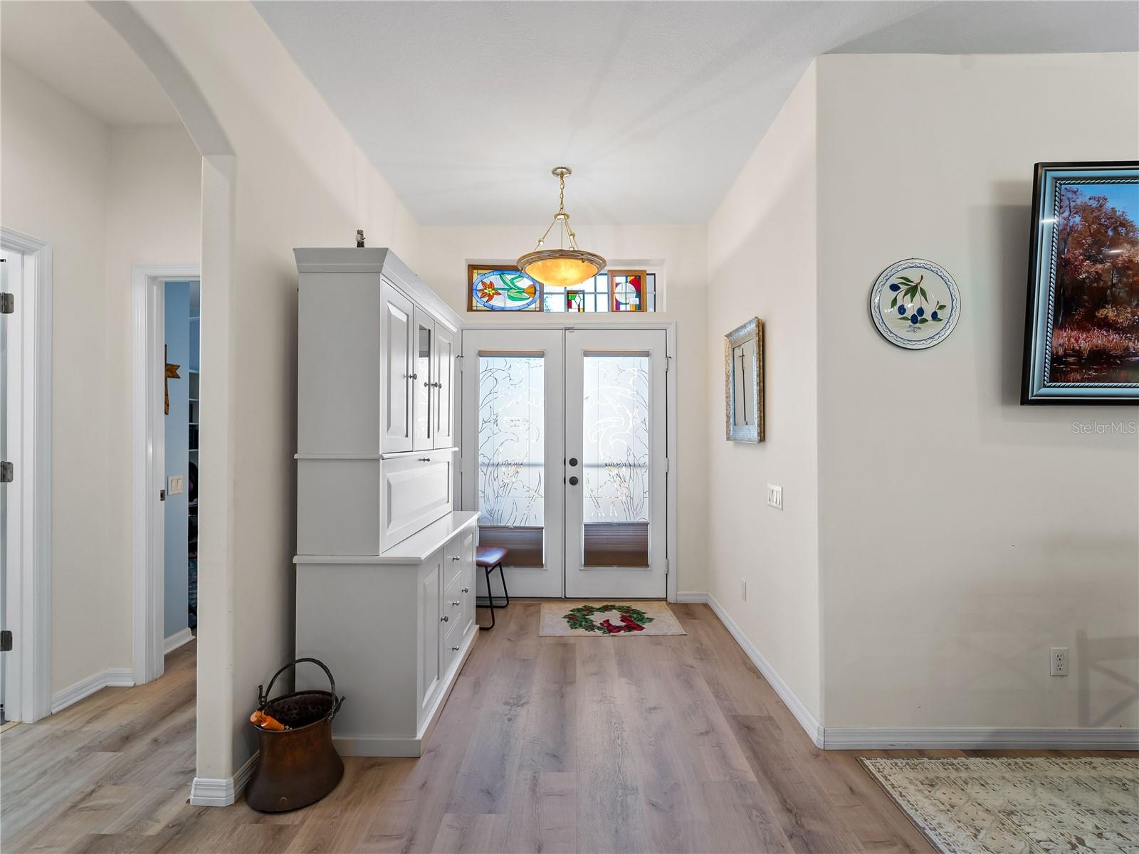 Image 3 of 66 For 8419 Whispering Woods Court