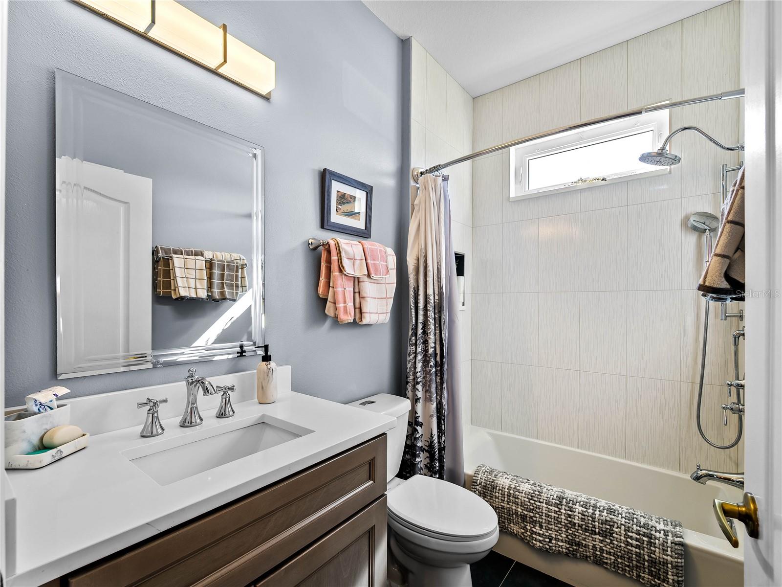 Image 32 of 66 For 8419 Whispering Woods Court