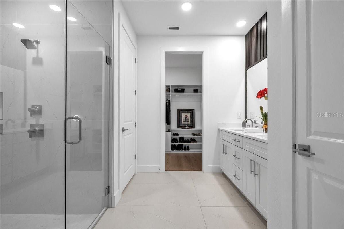 Image 37 of 76 For 18791 Dayspring Place